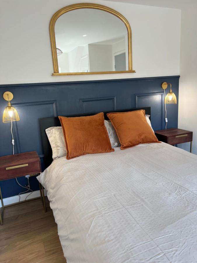 The Raven'S Loft By Harry Potter Apartment วัตฟอร์ด ภายนอก รูปภาพ
